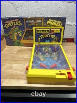 Vintage TMNT Electronic Pinball Helm Toy 1990 Mirage Studios