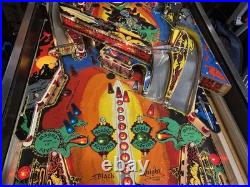 Williams 1981 Black Limited Edition Pinball Machine Amazing Condition Huo Williams 1981 Black Limited Edition Pinball Machine Amazing Condition Huo