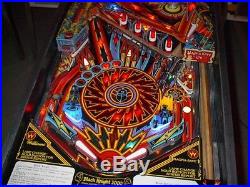 Williams BLACK KNIGHT 2000 Collector Classic Arcade Pinball Machine