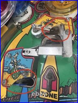 Williams Earthshaker Pinball Machine LEDs. Works Great Plays Great Home Usage