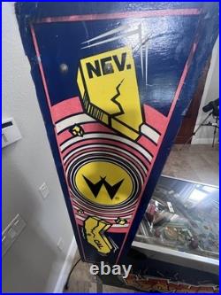 Williams Earthshaker Pinball Machine LEDs. Works Great Plays Great Home Usage