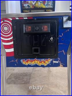 Williams Earthshaker Pinball Machine LEDs. Works Great Plays Great Home Usage
