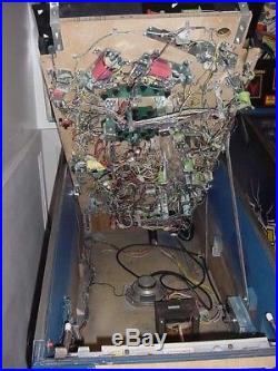 Williams SAMPLE Funhouse semi project pinball machine. Needs cabinet art done