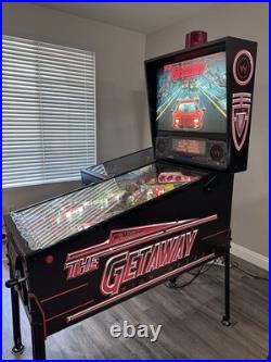 Williams The Getaway High Speed II Pinball Machine! Restored