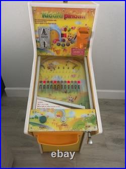 Working Kiddie Pinball Arcade Machine Excellent Condition with Keys & Balls