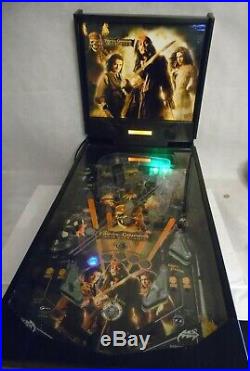 ZIZZLE Pirates of the Caribbean Dead Mans Chest Working Pinball Machine