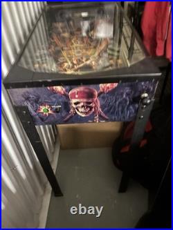 Zizzle Pirates of the Caribbean Dead Man's Chest Pinball Machine 2006